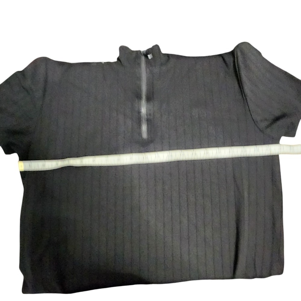 Forever 21 Men's Black Ribbed Mock Neck Half Zip Short Sleeve Shirt